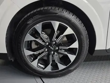 2021 Kia Carnival с пробегом 90 895 км