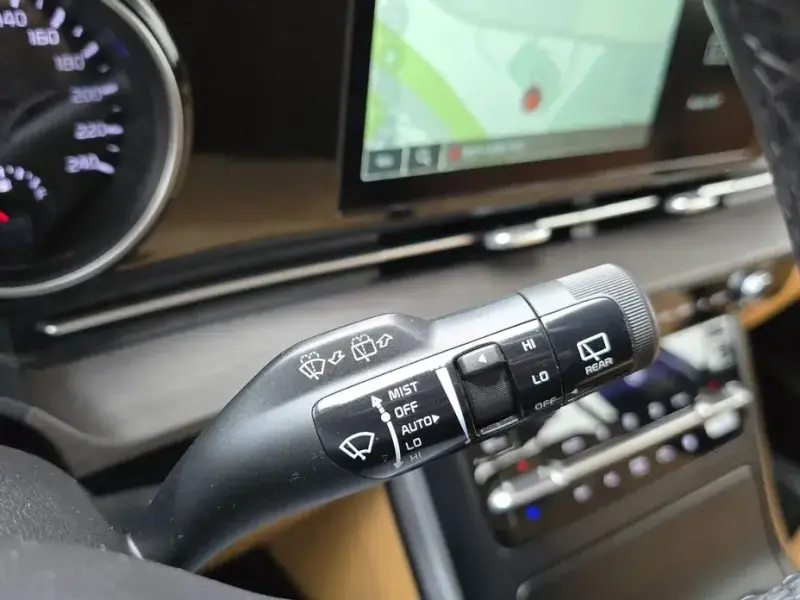 2021 Kia Carnival с пробегом 121 741 км