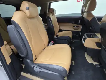2021 Kia Carnival с пробегом 163 928 км