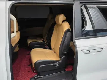 2021 Kia Carnival с пробегом 90 895 км