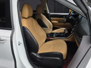 2021 Kia Carnival с пробегом 90 895 км