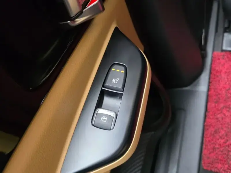 2021 Kia Carnival с пробегом 90 895 км