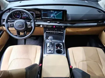 2021 Kia Carnival с пробегом 32 974 км