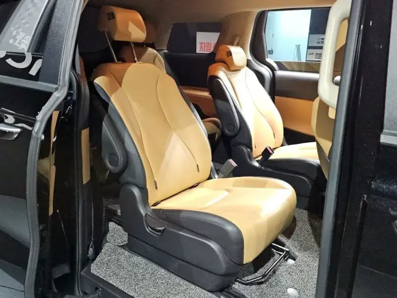 2021 Kia Carnival с пробегом 32 974 км