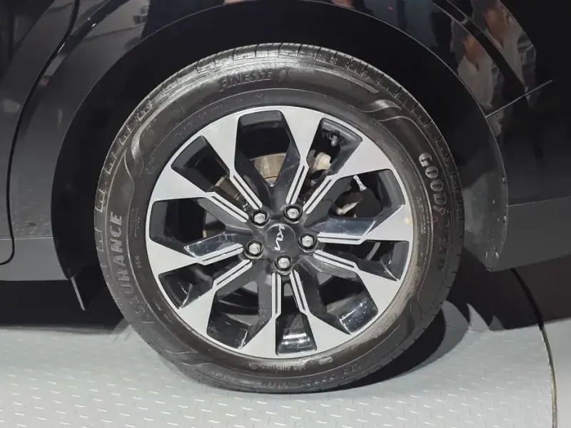 2021 Kia Carnival с пробегом 32 974 км