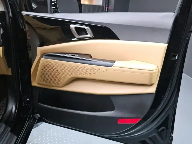 2021 Kia Carnival с пробегом 32 974 км