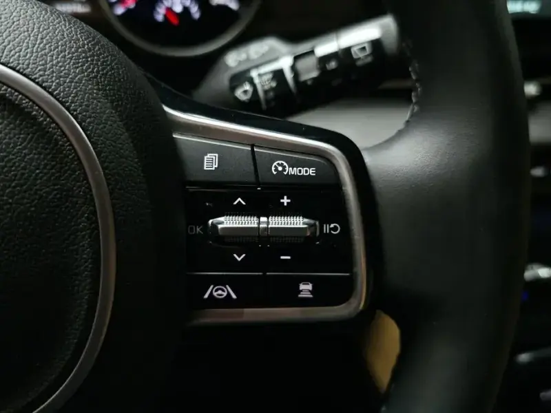 2021 Kia Carnival с пробегом 32 974 км