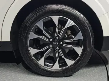 2021 Kia Carnival с пробегом 35 199 км