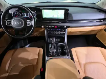 2022 Kia Carnival с пробегом 97 598 км