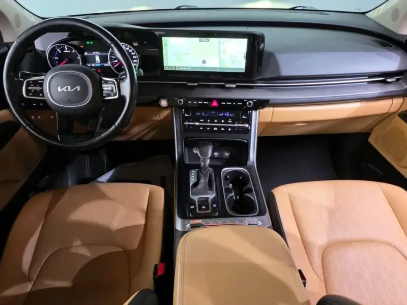 2022 Kia Carnival с пробегом 97 598 км