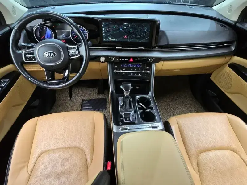 2021 Kia Carnival с пробегом 47 913 км