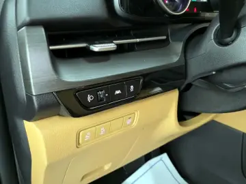2022 Kia Carnival с пробегом 97 598 км