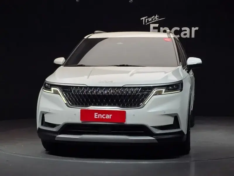 2021 Kia Carnival с пробегом 121 581 км