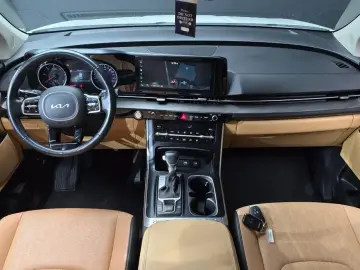 2021 Kia Carnival с пробегом 121 581 км