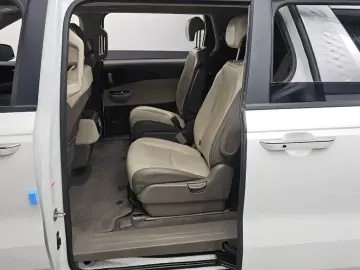 2022 Kia Carnival с пробегом 149 462 км