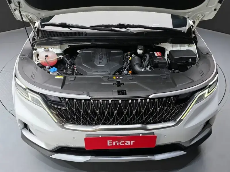 2023 Kia Carnival с пробегом 120 315 км