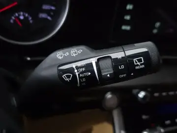 2021 Kia Carnival с пробегом 121 581 км