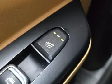2021 Kia Carnival с пробегом 121 581 км