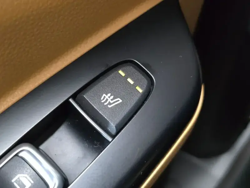 2021 Kia Carnival с пробегом 121 581 км