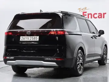 2021 Kia Carnival с пробегом 120 658 км