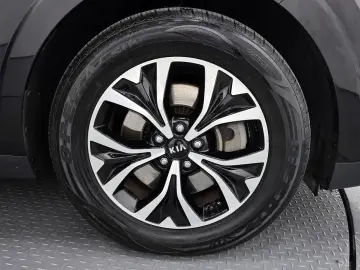2021 Kia Carnival с пробегом 120 658 км