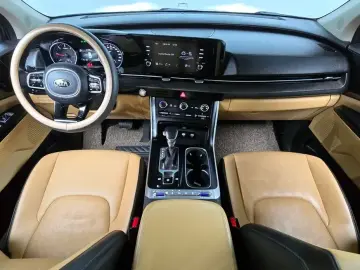 2021 Kia Carnival с пробегом 120 658 км