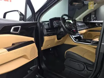 2023 Kia Carnival с пробегом 100 621 км