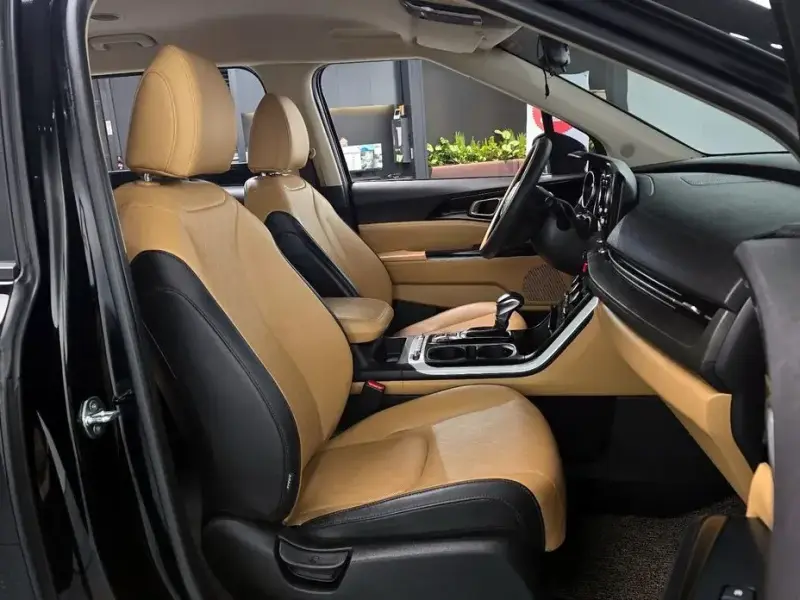 2021 Kia Carnival с пробегом 120 658 км