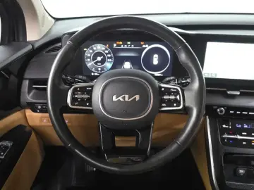 2023 Kia Carnival с пробегом 100 621 км