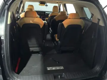 2021 Kia Carnival с пробегом 120 658 км