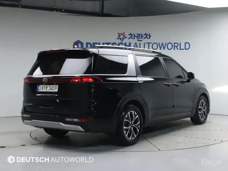 2021 Kia Carnival с пробегом 125 489 км