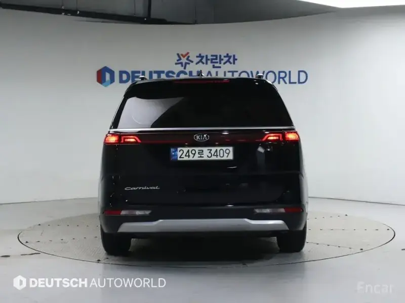 2021 Kia Carnival с пробегом 125 489 км