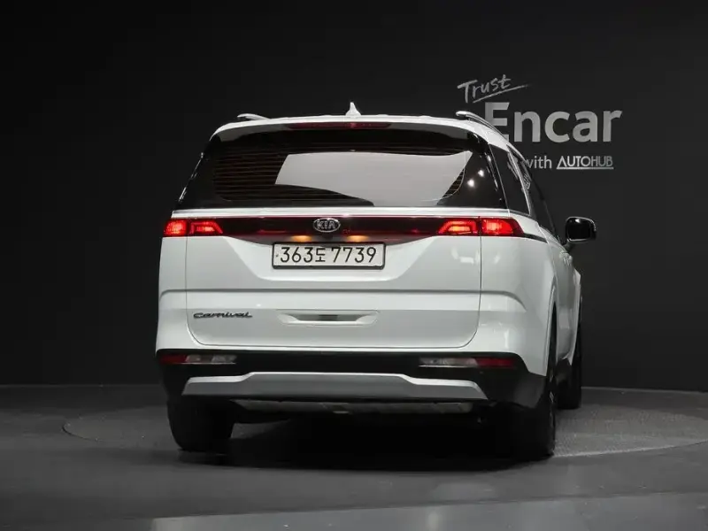 2021 Kia Carnival с пробегом 66 681 км