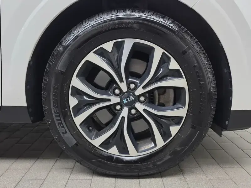 2021 Kia Carnival с пробегом 66 681 км