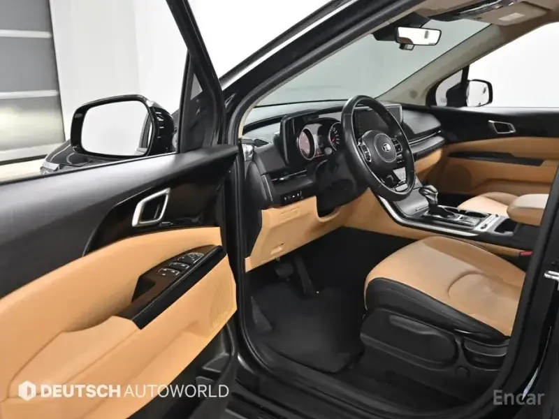 2021 Kia Carnival с пробегом 125 489 км