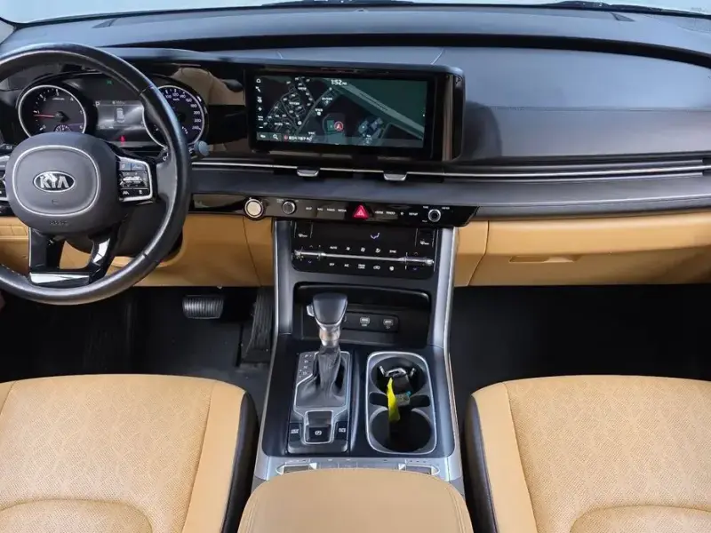 2021 Kia Carnival с пробегом 66 681 км
