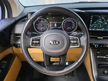 2021 Kia Carnival с пробегом 66 681 км