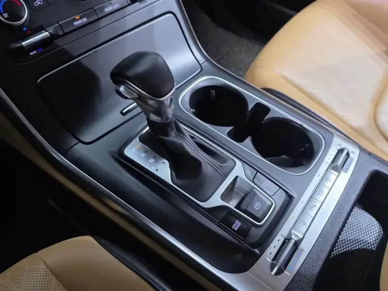 2022 Kia Carnival с пробегом 75 891 км