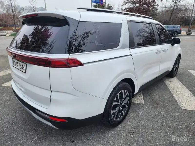 2021 Kia Carnival с пробегом 95 934 км