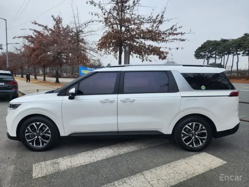 2021 Kia Carnival с пробегом 95 934 км
