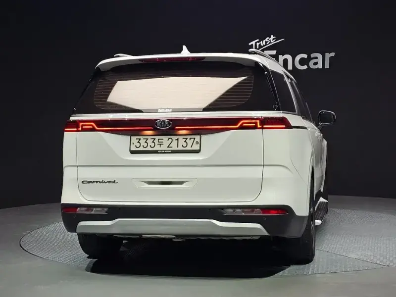 2021 Kia Carnival с пробегом 95 974 км