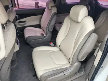 2021 Kia Carnival с пробегом 95 934 км