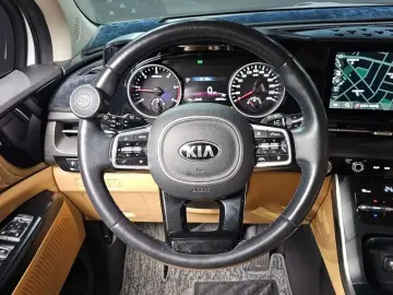 2021 Kia Carnival с пробегом 95 974 км
