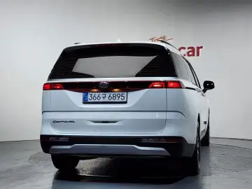 2021 Kia Carnival с пробегом 63 530 км
