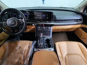 2021 Kia Carnival с пробегом 63 530 км