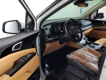 2021 Kia Carnival с пробегом 63 530 км