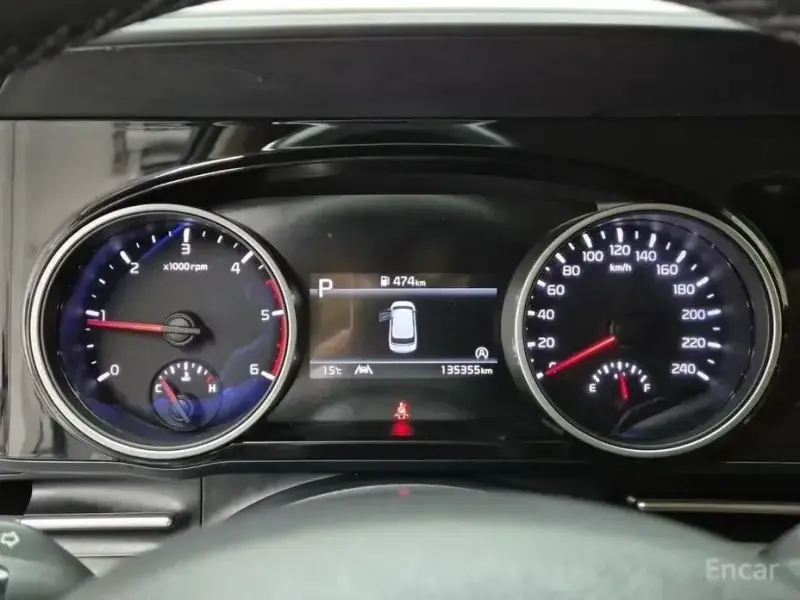 2021 Kia Carnival с пробегом 135 348 км