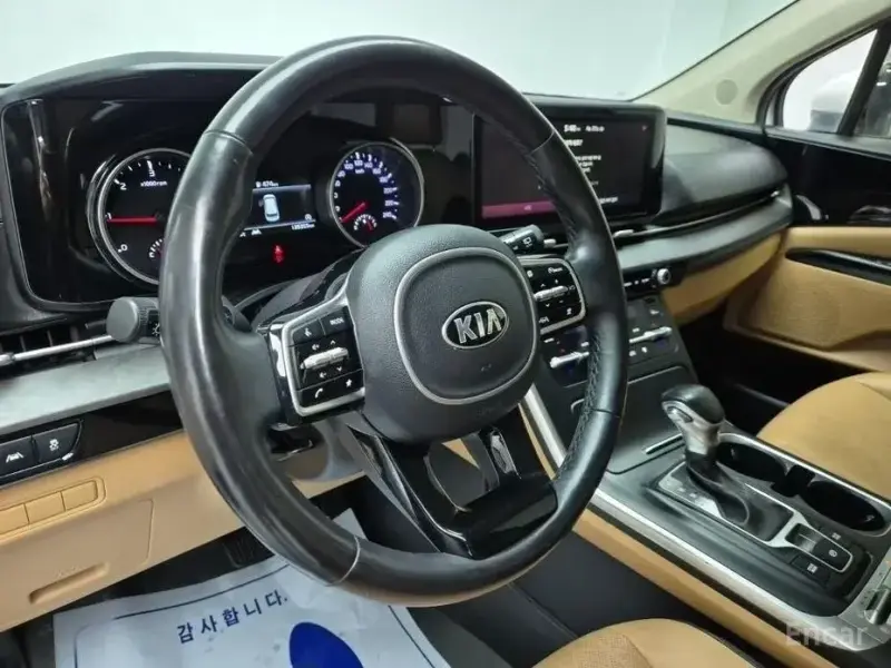 2021 Kia Carnival с пробегом 135 348 км
