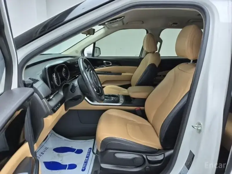 2021 Kia Carnival с пробегом 135 348 км