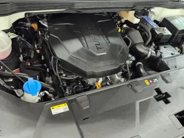 2023 Kia Carnival с пробегом 16 819 км